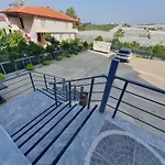 Daire A Dreamy Luxury One-bedroom With Special Views Of The Forest, Sea And Sunset *