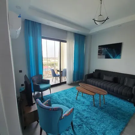 A Dream House With A Dream View In Royal Park *