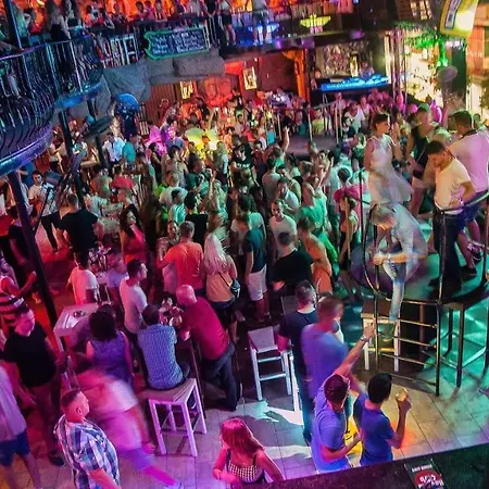 A Dream House With A Dream View In Royal Park