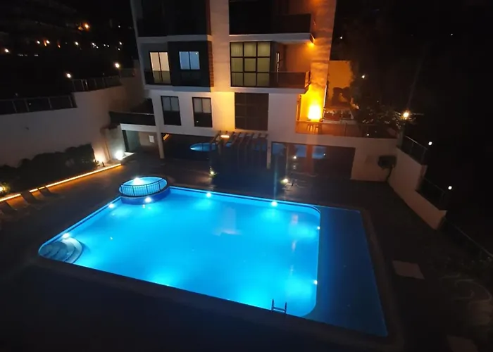 A Dream House With A Dream View In Royal Park *