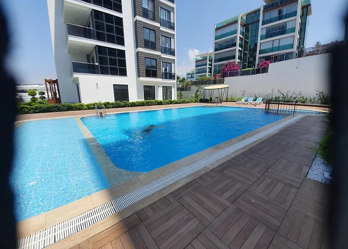 A Dreamy Luxury One-Bedroom Apartment With Special Views Of The Forest, Sea And Sunset 公寓